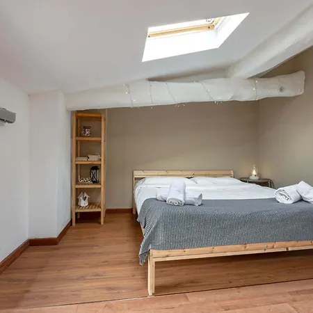 Nido Carrara - Immobili E Soluzioni Rent Apartmán *