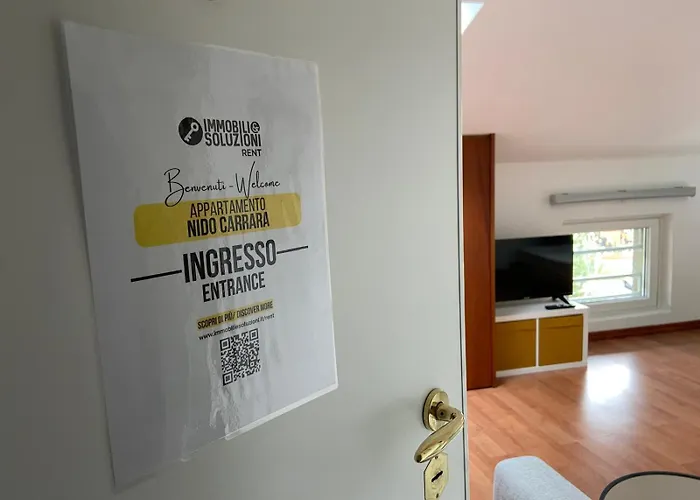 Nido Carrara - Immobili E Soluzioni Rent Lägenhet