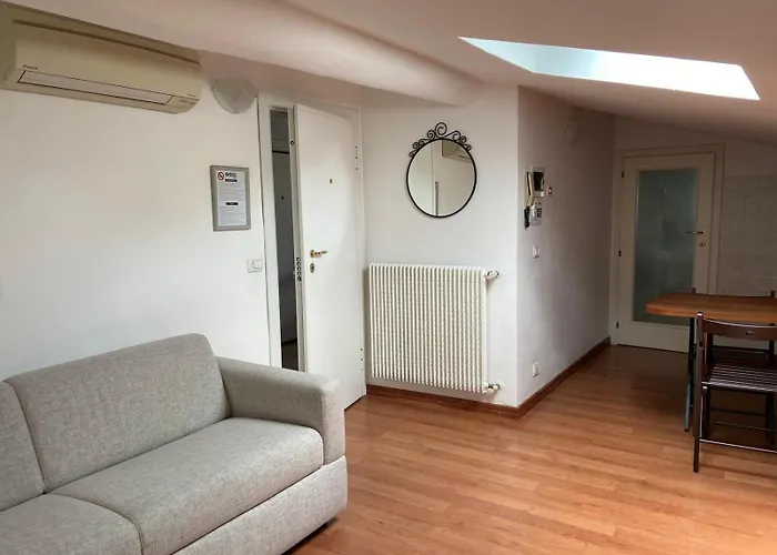 Lägenhet Nido Carrara - Immobili E Soluzioni Rent